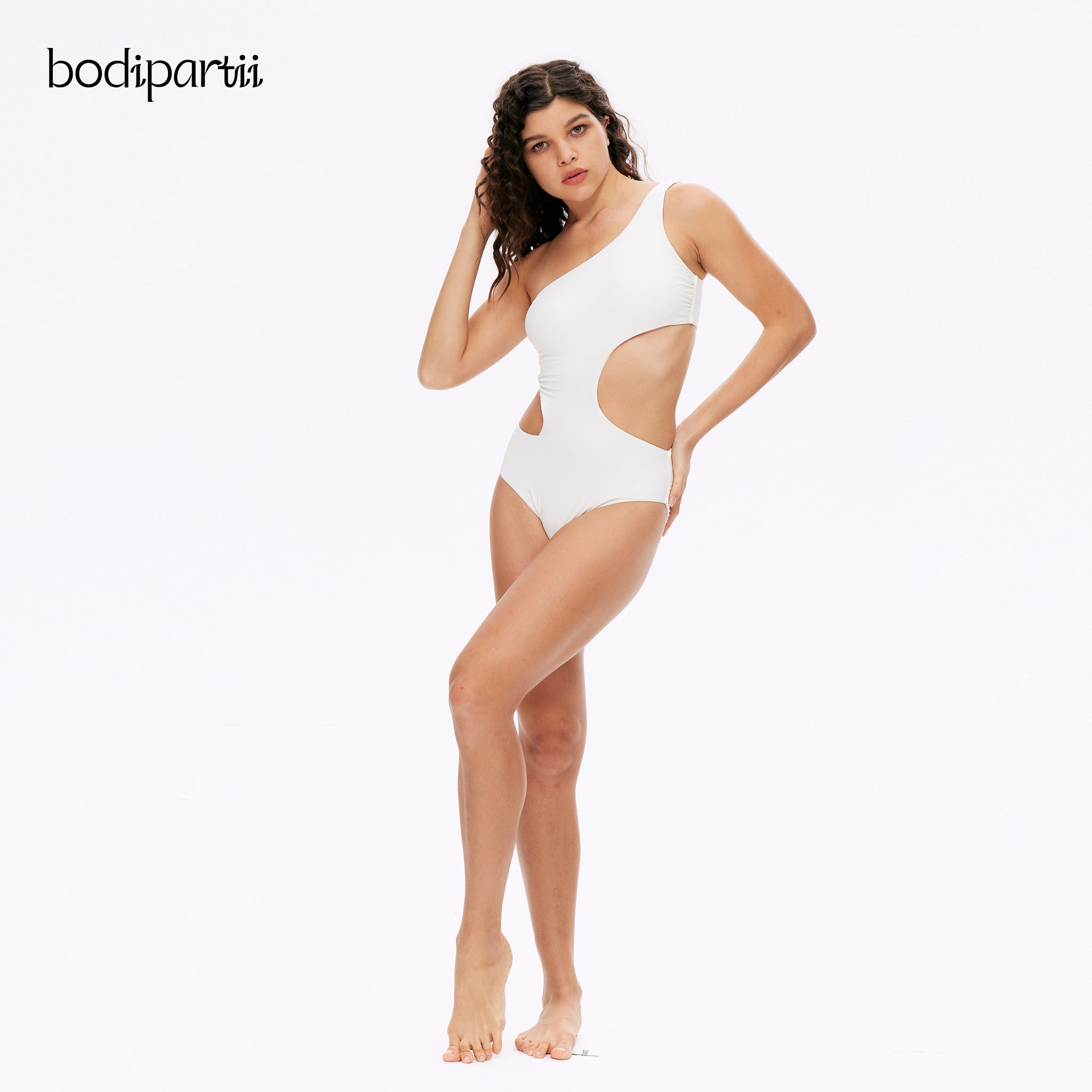 One Shoulder Cutout Monokini Swimsuit: Elegant & Slimming